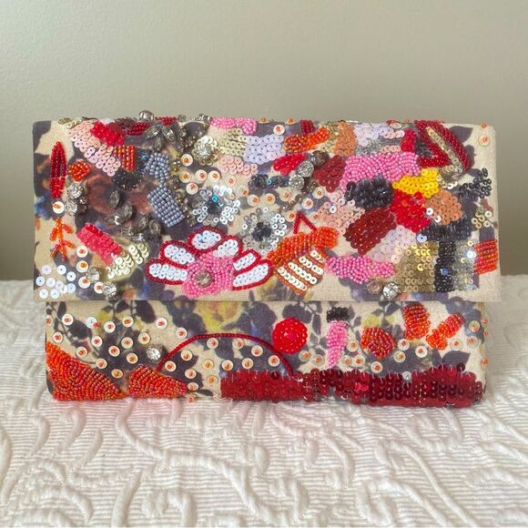 Lulus Earthly Gardens Beige Sequined Beaded Embellished Clutch - Picture 2 of 10